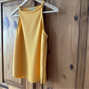 Cameo Rose Mustard Yellow Sleeveless Tank Top - Medium